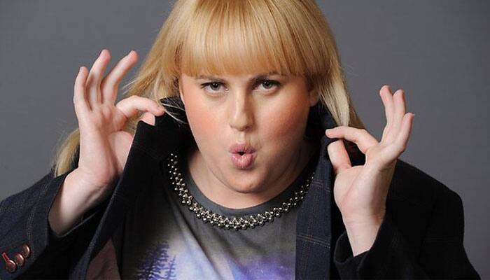 Rebel Wilson attends film premiere with monkey