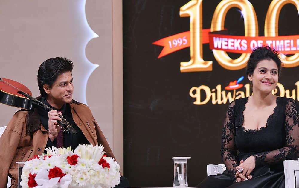 Shah Rukh Khan, Kajol celebrated 1000 weeks DDLJ