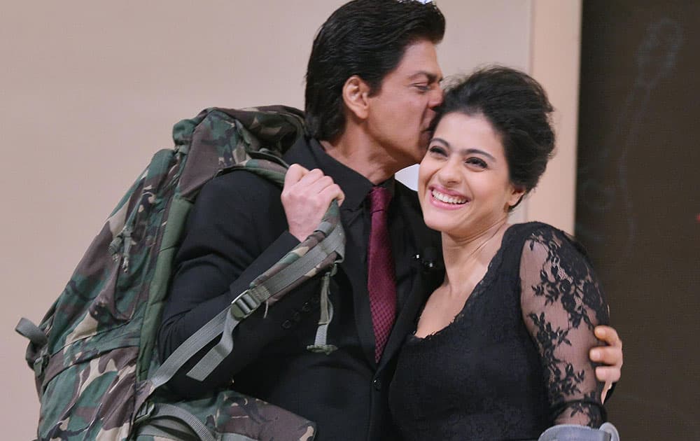 Shah Rukh Khan, Kajol celebrated 1000 weeks DDLJ