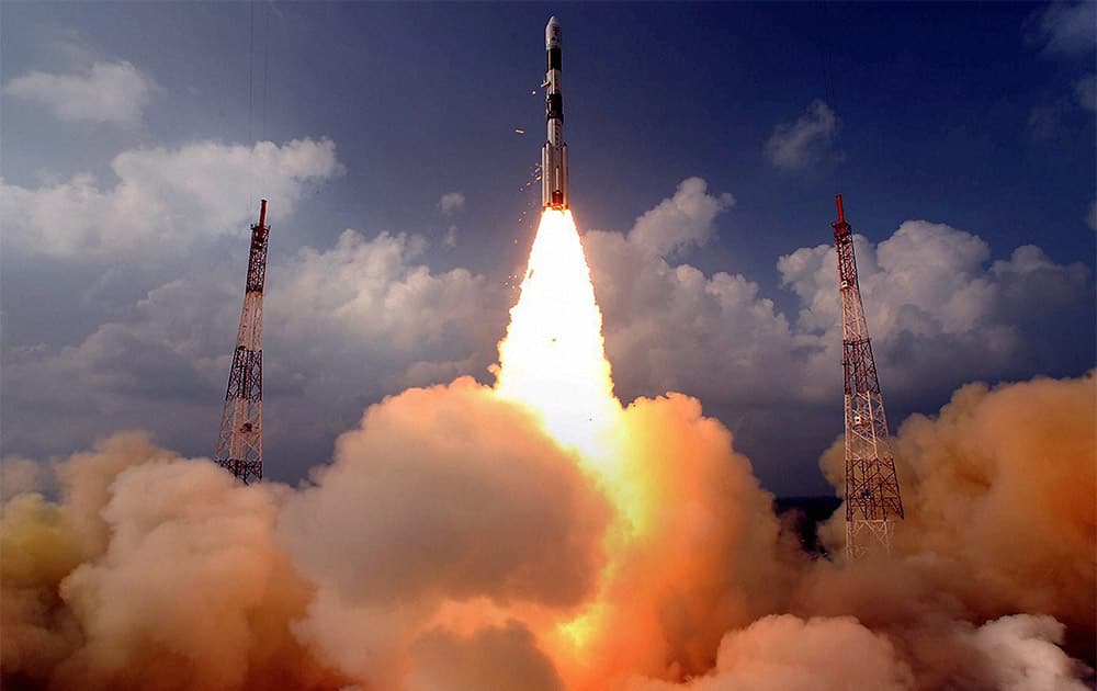 INDIA SUCCESSFULLY LAUNCHED ITS FIRST MISSION TO MARS ON BOARD PSLV C25 FROM SATISH DHAWAN SPACE CENTRE (ISRO) AT SRIHARIKOTA IN ANDHRA PRADESH. THE MISSION IS EXPECTED TO REACH MARS ORBIT.