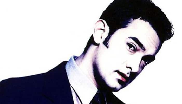 Aamir Khan like a typical urban youth in 'Dil Chahta Hai'.