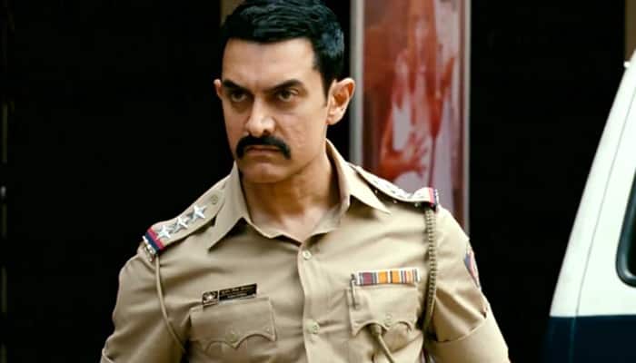 Aamir Khan as a cop in 'Talaash'.