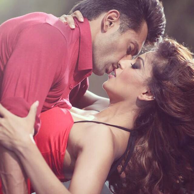 bipasha basu :- #Alone trailer is still one of the most popular videos on YouTube! We crossed the 4 million mark :) -instagram