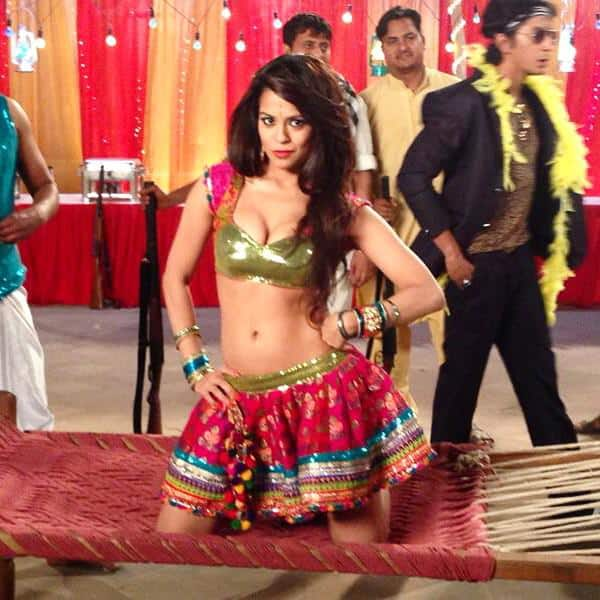 Sana Saeed ‏:-Is already having the Best December yetttt :) now for some Desi mode #tbt #dancemyassoff #sexytime!! -twitter