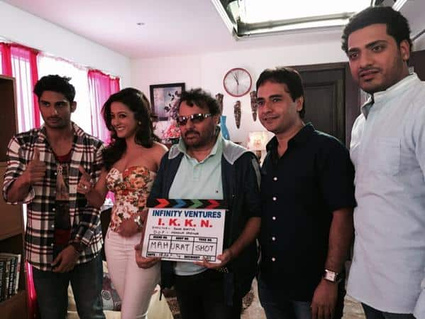 raima sen ‏:- Mahurat of 'Ishq Kabhi Kariyo Na'with Prateek, anil sharma and director Rana -twitter