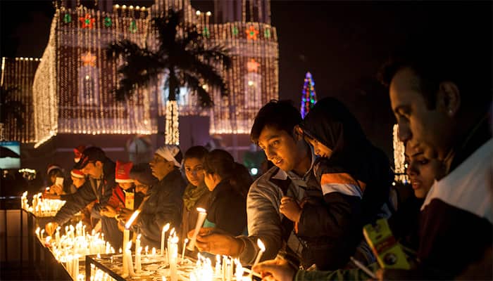 Spirit of yuletide soaks cities as merriment marks Christmas  India News  Zee News