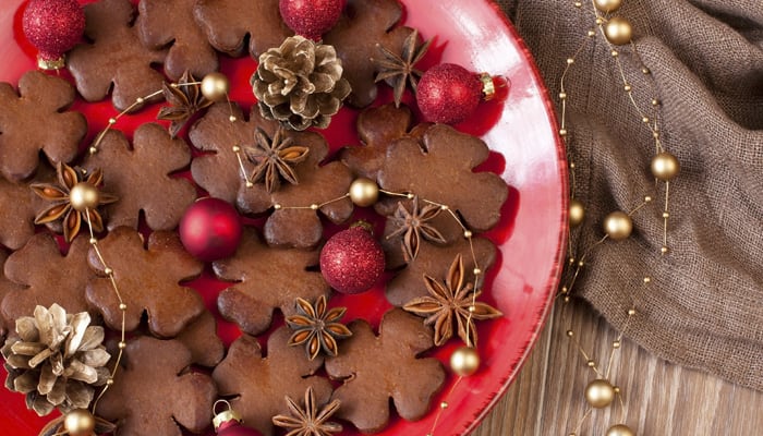 New Year recipe: Gingerbread cookies | News | Zee News