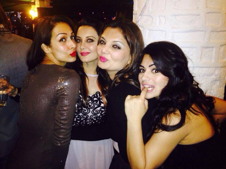 Minissha Lamba :- Pinks lips. Malaika dips ree and me. Whose shade of pink u like the most :) -twitter