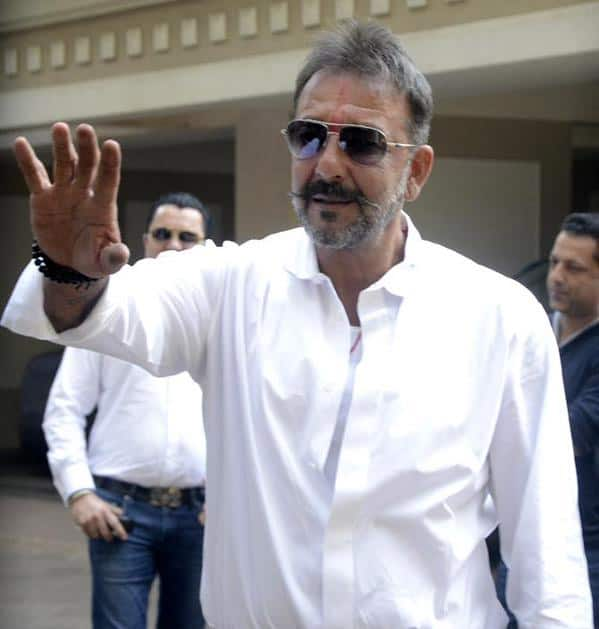 #SanjayDutt is back home on his 14 days long furlough ... - Twitter