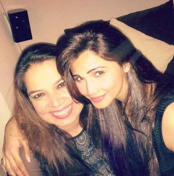 shahdaisy :- I call her my soul sister.. @zohabeig - Instagram