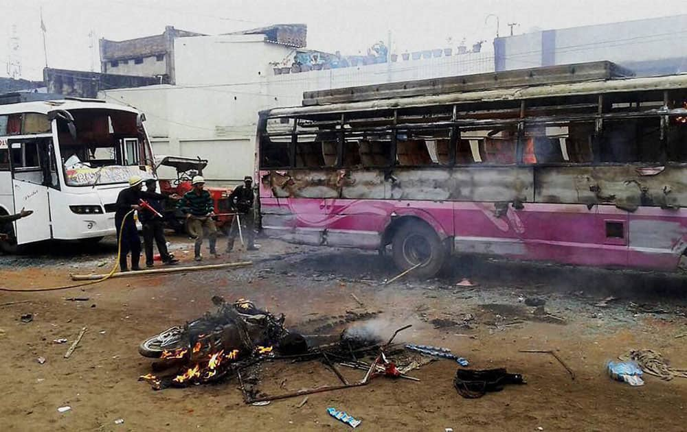  Buses were set on fire during clashes that broke out between two communities on the occasion of Eid-e-Milad-un-Nabi in Giridih district of Jharkhand.