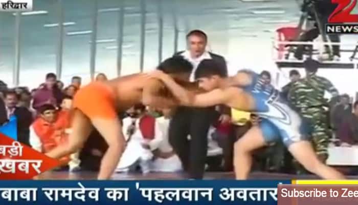 On ashram&#039;s foundation day, Baba Ramdev exhibits his wrestling skills 