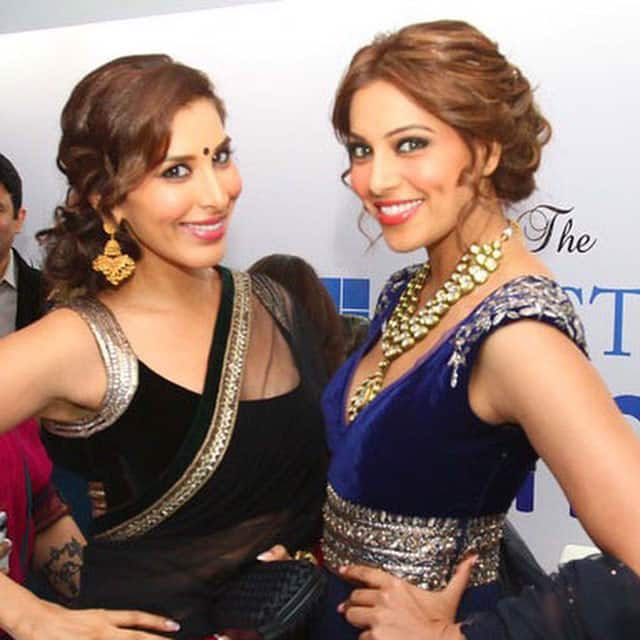 sophie choudry :- Happy birthday hottie @bipashabasu .. Wish u happiness, success, love in 2015 Biggggggest hug! Have an amazing year! #bday #celebrate #friends #happy #smile -instagram