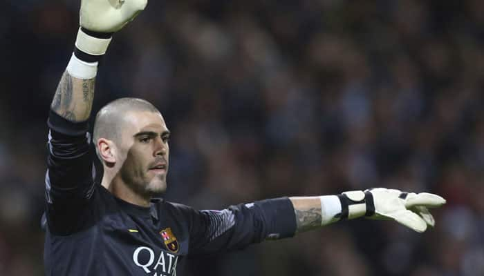 Victor Valdes Joins Manchester United On 18-month Loan Deal 