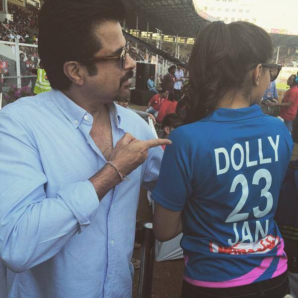 ❤️❤️ you daddy!! @anilskapoor http://ift.tt/1AAkZey - Pic Courtesy:Twitter@sonamakapoor