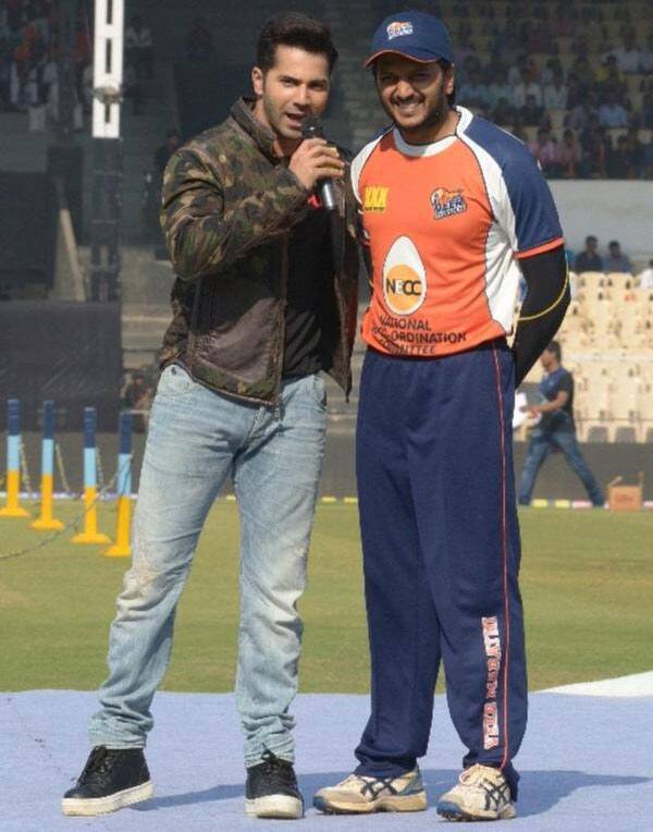 Some candid pics from #CCL opening ceremony @humasqureshi @Riteishd 