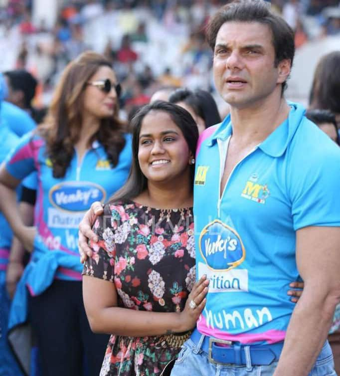 Arpita Khan Sharma :- Ccl Fever, enjoy season 5! -twitter