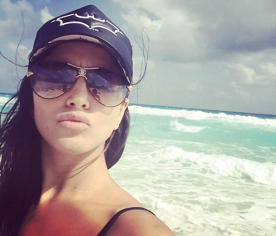 Sunny Leone holidays with family in Mexico -twitter