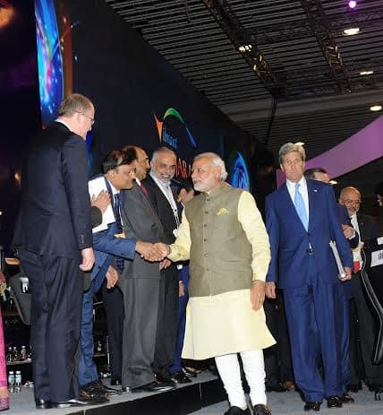PM Narendra Modi shaking hands with different dignitaries during at 7th @vibrantgujarat Global Summit 2015- twitter