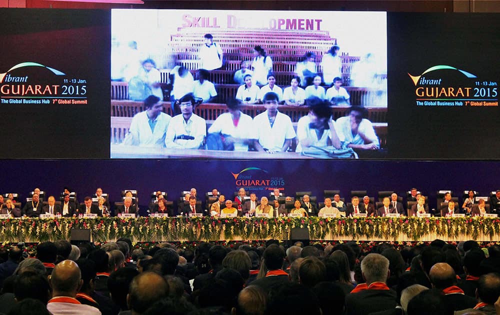  Prime Minister Narendra Modi and other dignitaries at Vibrant Gujarat Global Summit 2015 in Gandhinagar.