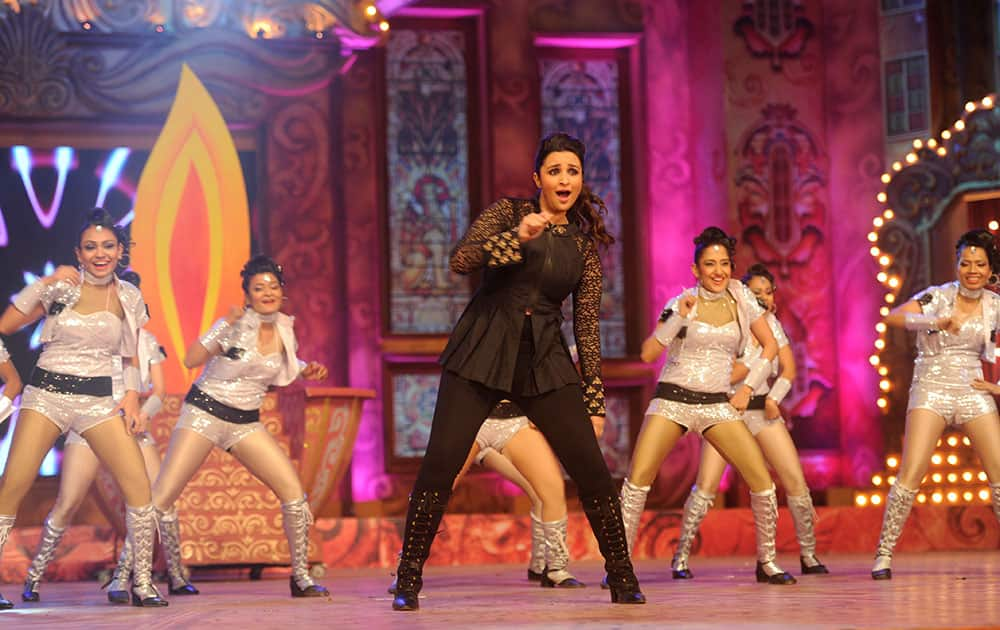 Parineeti Chopra performs during the Umang Mumbai Police Show 2015 in Mumbai. -dna