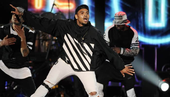 Chris Brown&#039;s performance interrupted by gunshots