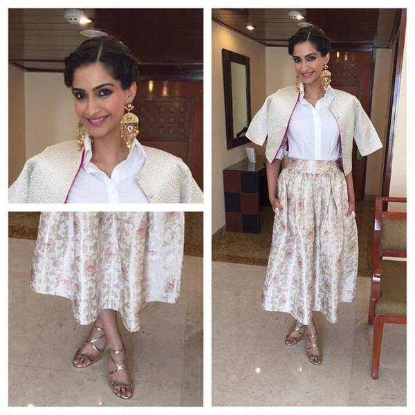 #InstaSize #citytrail #promotions  #bangalore in Sanjaygarg raw mango , earrings apala b... http://ift.tt/1DTk7m7  - twitter@sonamakapoor