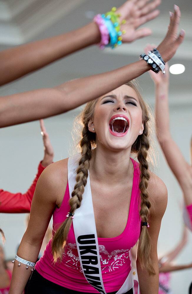 Miss Universe contestant Diana Harkusha of Ukraine participates in a Zumba Class for the contestants, in Doral, Fla. 