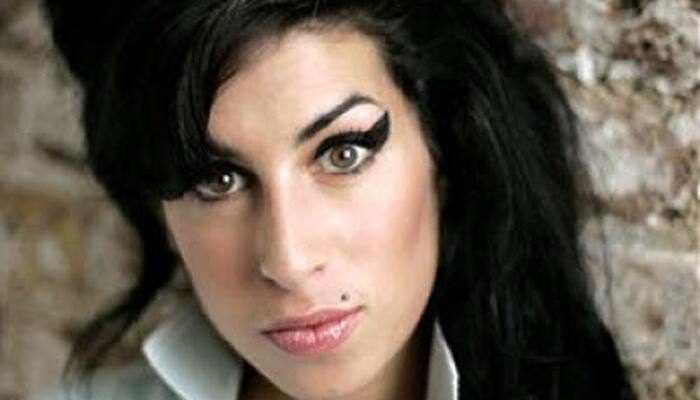 Mark Ronson dedicates new record to Amy Winehouse