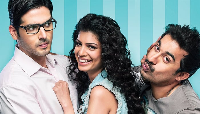 &#039;Sharaafat Gayi Tel Lene&#039; review: Finding the grin in the grim 