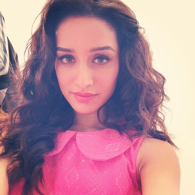 Pink is the new black #AdShoot - instagram @kapoorshraddha