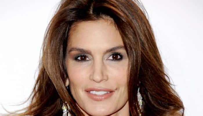 Cindy Crawford wants daughters to be &#039;healthy&#039; 