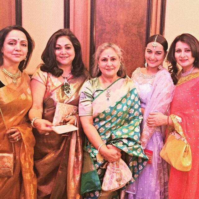 Lovely ladies!! #bhaikishaadi #weddingtimes #fun #phere - instagram @aslisona