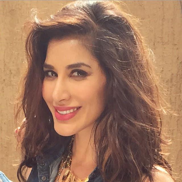 sophie choudry :- #happy #smile #naturallight #glow #nofilter #nophotoshop -instagram