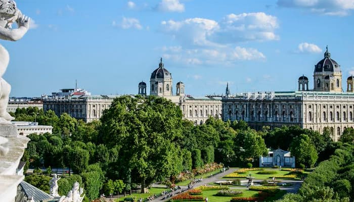 Join Vienna as they celebrate 150 years of the Ringstrasse