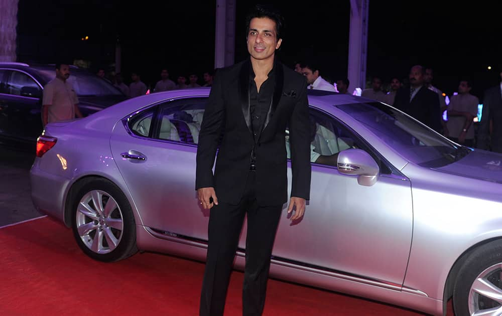 Sonu Sood during the wedding reception of Kush and Taruna Agarwal at Sahara Star in Mumbai. DNA