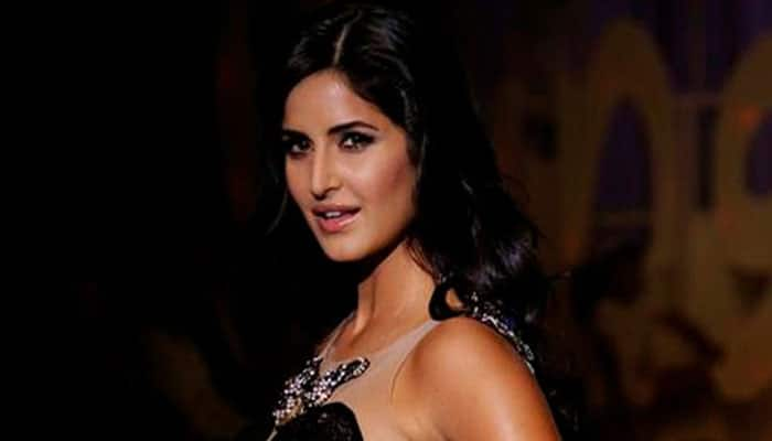 Watch: Katrina Kaif poses for visually impaired photographer