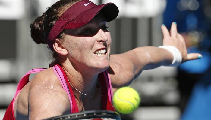 Australian Open: Madison Brengle slops on sunscreen and slips into fourth round