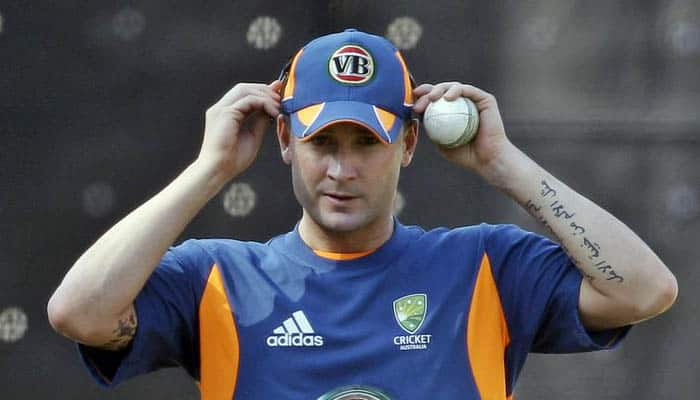 Michael Clarke powers through wet training session at SCG