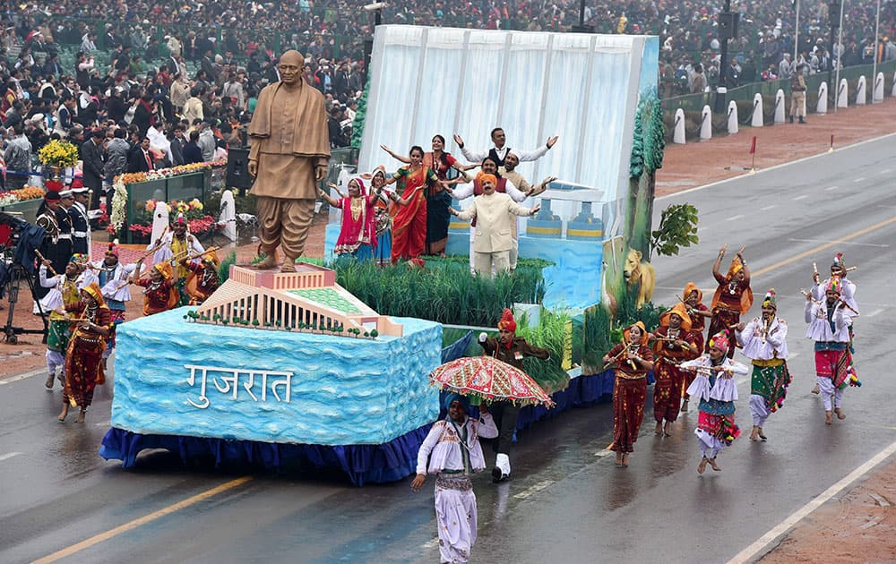 Gujarat tableau on display during the 66th Republic Day parade at Rajpath in New Delhi.