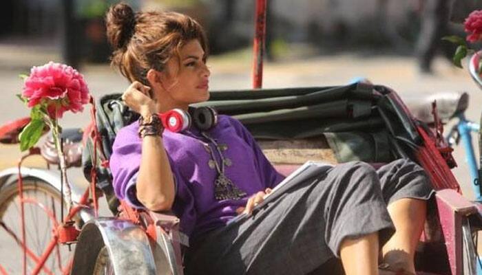 Jacqueline Fernandez to sketch for fans