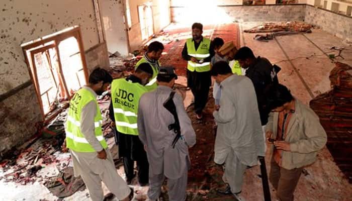 Pakistan mourns victims of deadly suicide bombing in Shi&#039;íte mosque