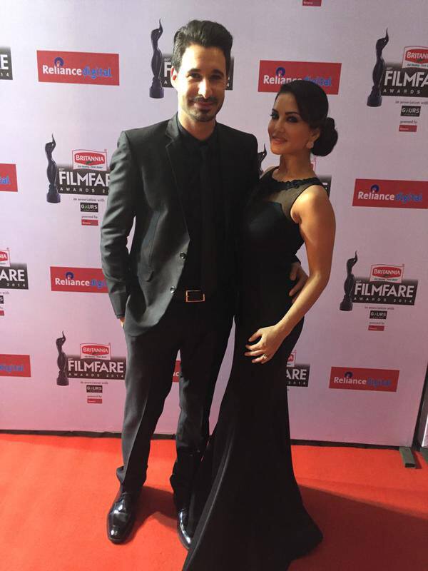 Daniel Weber :-Going to @Filmfare awards makes you want to work even harder!!!! #FilmfareAwards -twitter
