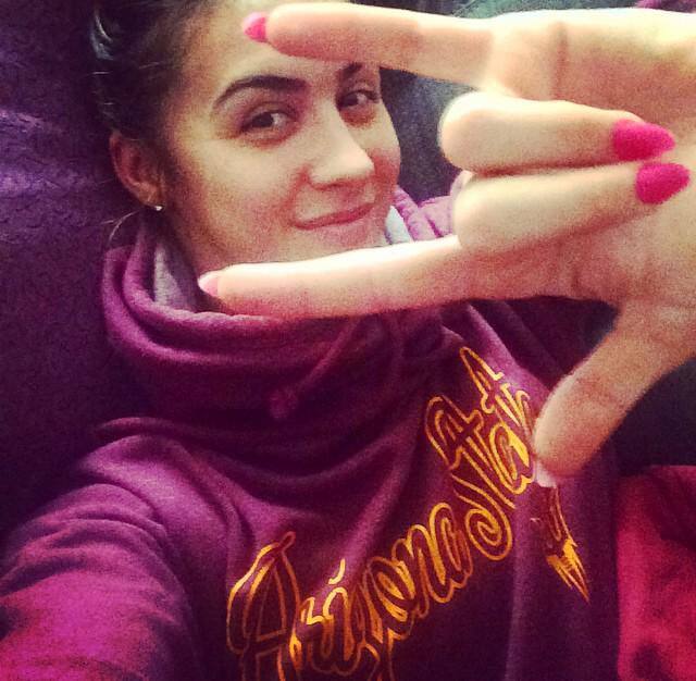 Your Super Bowl Sunday was my Super Bowl 5am Monday! Couldn't miss a #SuperBowlXLIX in my home state #Arizona!!! - twitter @LaurenGottlieb