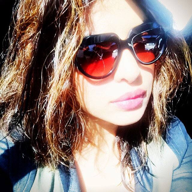 priyanka chopra :- Cali sunshine... -instagram