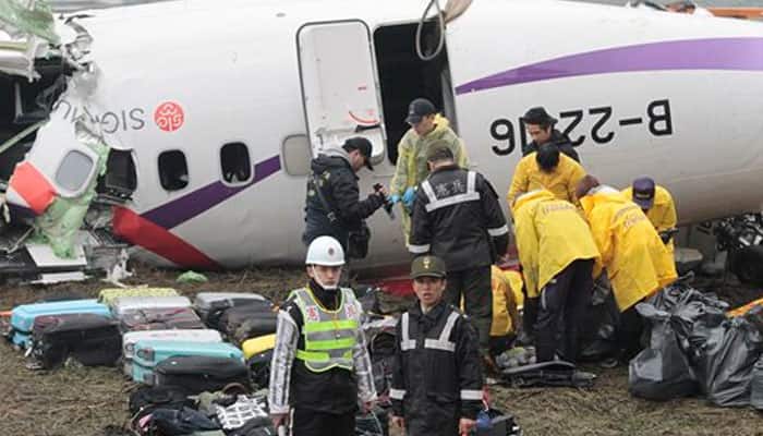 Pilot&#039;s body found still clutching controls of crashed Taiwan plane: Media