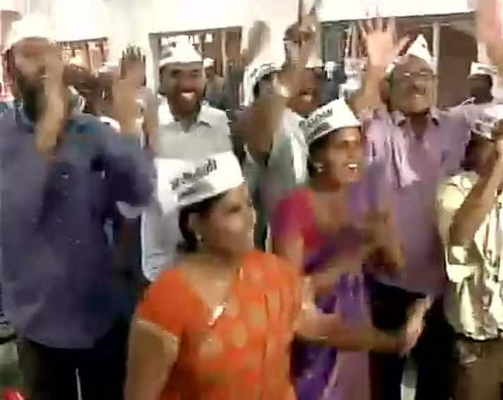 Delhi Assembly poll results: Celebration outside AAP office,. Pic Courtesy:Twitter