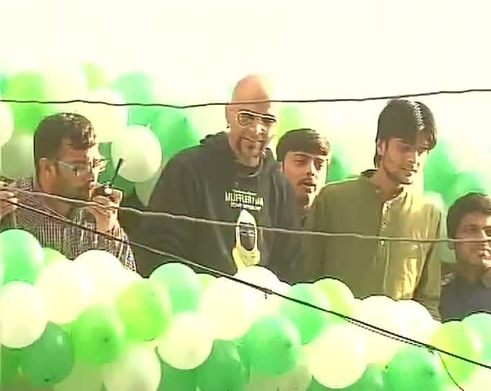 Raghu Ram at AAP office in Delhi. Pic Courtesy:Twitter