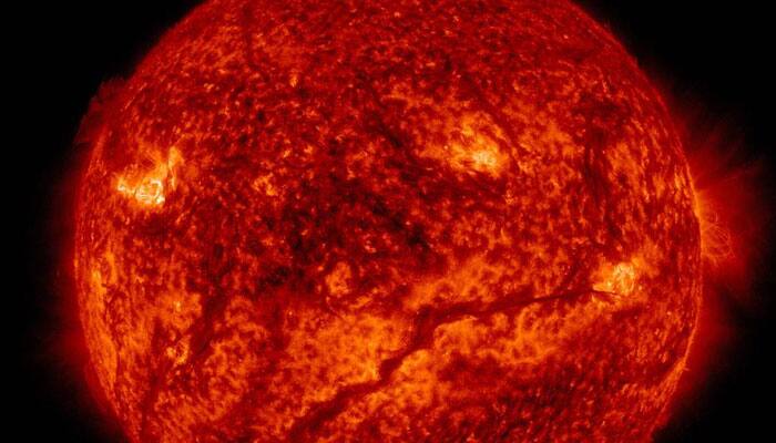 NASA captures giant filament on Sun