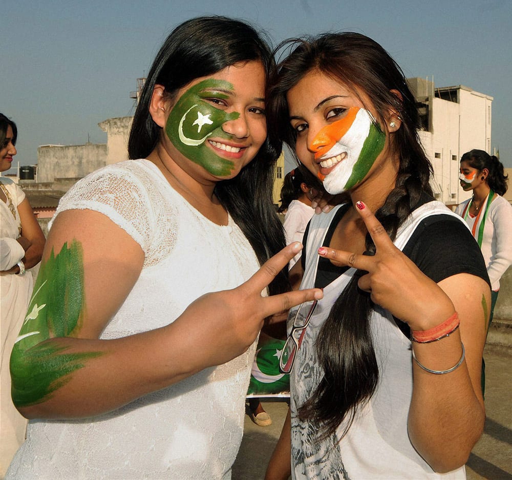 Youngsters get ready up for the India vs Pakistan match at World Cup 2015, in Ranchi.